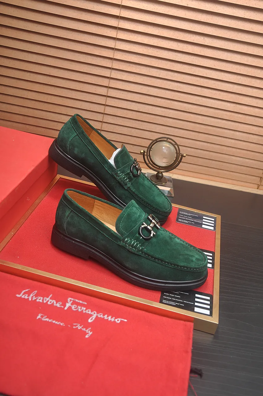 Men's shoes 💰440💶[Ferragamo/Ferragamo] The latest model in the counter. Original imported high-quality cowhide with open sides + imported 🐂 water-dyed cowhide lining + original luxury metal buckle + original combined outsole. No pressure for comparison. 38--45 (45 is custom-made and cannot be returned or exchanged)
